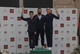 Las gimnastas de Azerbaiyán ganan la medalla de oro en un torneo internacional