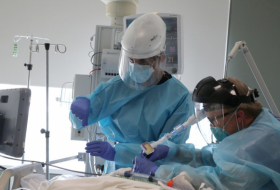 Una mujer muere por covid-19 tras recibir un trasplante de pulmones de una donante infectada