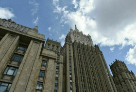  María Zajárova comentó los rumores sobre el supuesto suministro de armas por parte de Azerbaiyán a Ucrania 