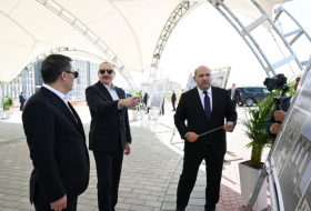  Los presidentes de Azerbaiyán y Kirguistán visitan la ciudad de Agdam 