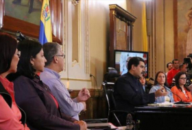 Maduro advierte de campaña mediática de derecha contra la paz