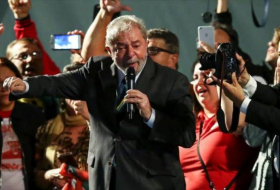 Lula encabeza sondeos para elecciones presidenciales de Brasil