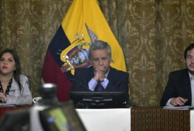 Presidente de Ecuador califica a Assange de ‘problema heredado’