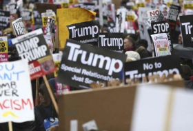 Trump acusa a Obama de organizar protestas por todo el país