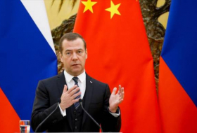 ‘Rusia y China vinculan sistemas de pago en contra del dólar’