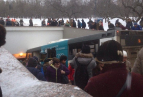 PRIMERAS IMÁGENES: Un autobús arrolla a varias personas en Moscú (18+)