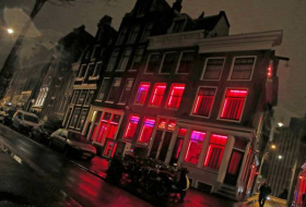Ámsterdam: El 'burdel de Europa' decide proteger la intimidad de su principal escaparate