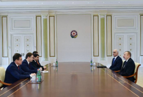 Ilham Aliyev recibe al ministro ruso de Desarrollo Económico