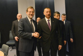 Rajoy felicita a Ilham Aliyev por su reelección como presidente de Azerbaiyán