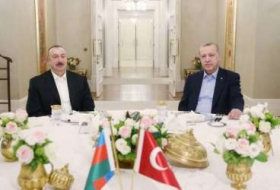 Erdogan ofrece cena en honor del presidente Ilham Aliyev - FOTOS