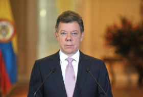 Santos denuncia plan de Maduro para que colombianos voten en Venezuela