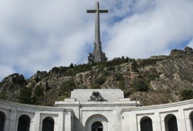 Madrid inicia los contactos para exhumar los restos del dictador Franco