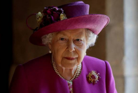 La reina Isabel II cancela un acto porque 