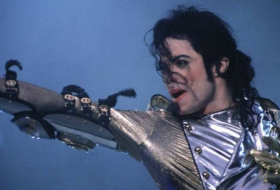 VIDEO: Michael Jackson 'reaparece' en un nuevo videoclip 9 años después de su muerte