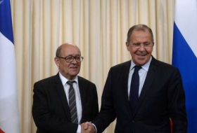 Los cancilleres de Rusia y de Francia debatieron Siria, Libia y Yemen