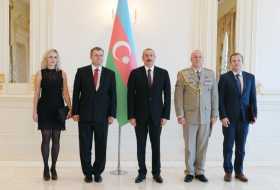 Ilham Aliyev recibe las cartas credenciales del flamante embajador-Actualizado