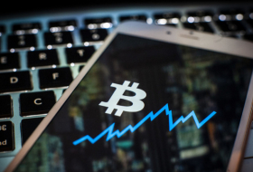 El bitcóin alcanza su mayor valor en tres semanas al superar los   3.400   dólares