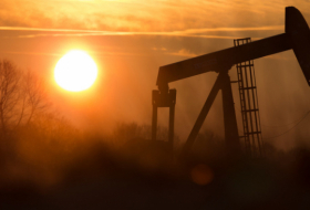 Lo que se esconde detrás del hundimiento de los precios del petróleo