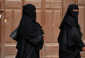 Arabia Saudí permite a mujeres viajar al extranjero sin permiso de un tutor