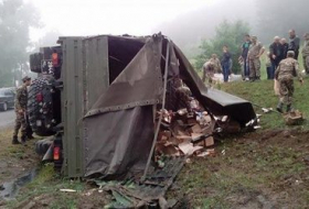   Camión militar se volcó en Armenia, 11 soldados resultaron heridos  
