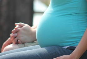 Tras la muerte de seis bebés, cancelan una investigación sobre los riesgos del embarazo postérmino