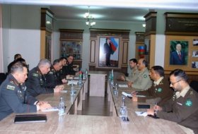   Delegación militar pakistaní está de visita en Bakú  