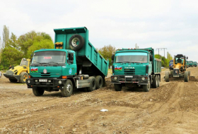  Comienza la reconstrucción de las carreteras Sugovushan y Talish -  FOTOS  