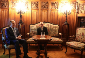  Lavrov y Ayvazián discutieron la situación acerca de Karabaj 