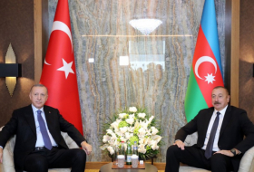 El presidente de Azerbaiyán se reúne hoy con su homólogo turco 