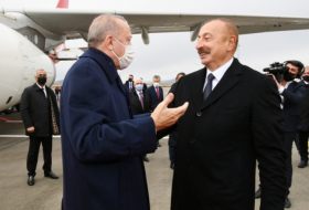   Termina la visita oficial de Erdogan a Azerbaiyán  
