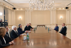   Ilham Aliyev recibe al presidente de la Academia de Ciencias de Rusia   