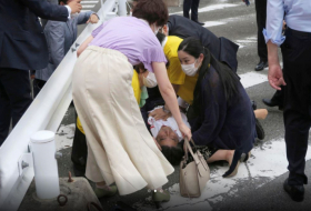  Publican video del momento del disparo que hirió gravemente al ex primer ministro nipón Shinzo Abe 