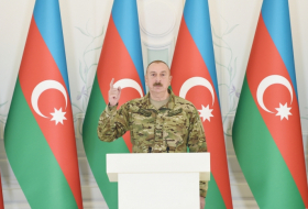     Presidente de Azerbaiyán  : 
