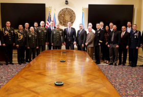  El jefe del Estado Mayor del Ejército de Azerbaiyán celebra una serie de reuniones en Oklahoma 