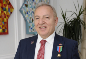   Los armenios de Karabaj pueden vivir en paz en Azerbaiyán, dice Hulusi Kılıç  