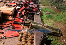  Los separatistas en Karabaj entregaron más de 800 armas 