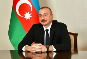  Ilham Aliyev felicitó a Kobakhidze 