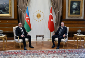   Ministro de Defensa de Georgia visita Azerbaiyán  