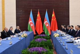   En Astana se adopta una declaración conjunta de la República de Azerbaiyán y la República Popular China sobre el establecimiento de una asociación estratégica  