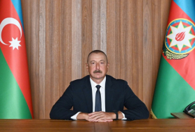  El Presidente de Azerbaiyán asistió a la inauguración del Centro de Servicios Públicos en Shusha tras importantes reparaciones 