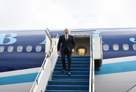   El Presidente de Azerbaiyán llega de visita a la ciudad de Astaná  