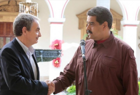 Maduro ataca a Obama por sabotear diálogos con la oposición