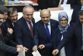 El Parlamento turco aprueba la enmienda constitucional