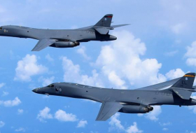 Dos bombarderos B-1B de EE.UU. sobrevuelan la península coreana en los ejercicios conjuntos con Seúl