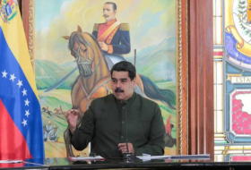 Maduro acusa a Santos de dirigir las 