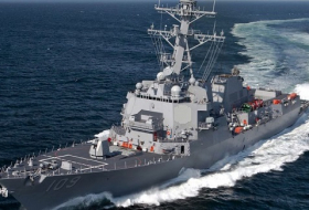 Destructor de EE.UU. bloqueó paso a fragata rusa en el Mediterráneo
