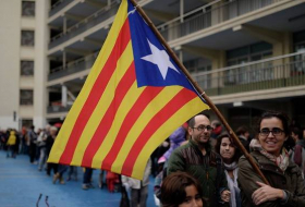 Nacionalistas escoceses adoptan moción en apoyo al referéndum catalán