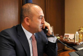 Conversación telefónica entre el ministro de Exteriores Çavuşoğlu con su par de la India