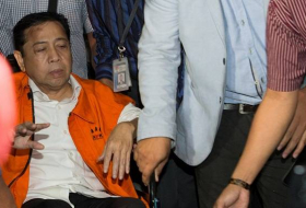 Trasladan a prisión al líder parlamentario de Indonesia sospechoso de desfalco