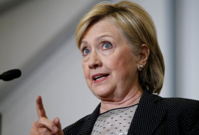 Hillary Clinton se queja por las noticias “falsas“ en las redes sociales